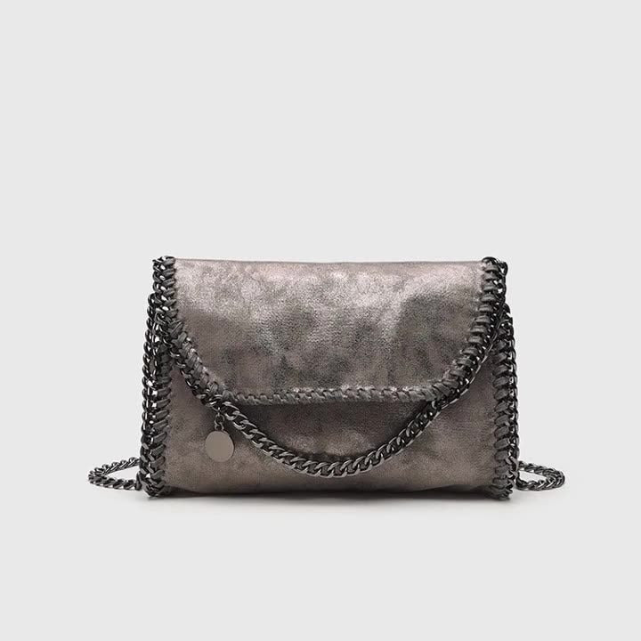 KERRÉ Y2K Chain Clutch