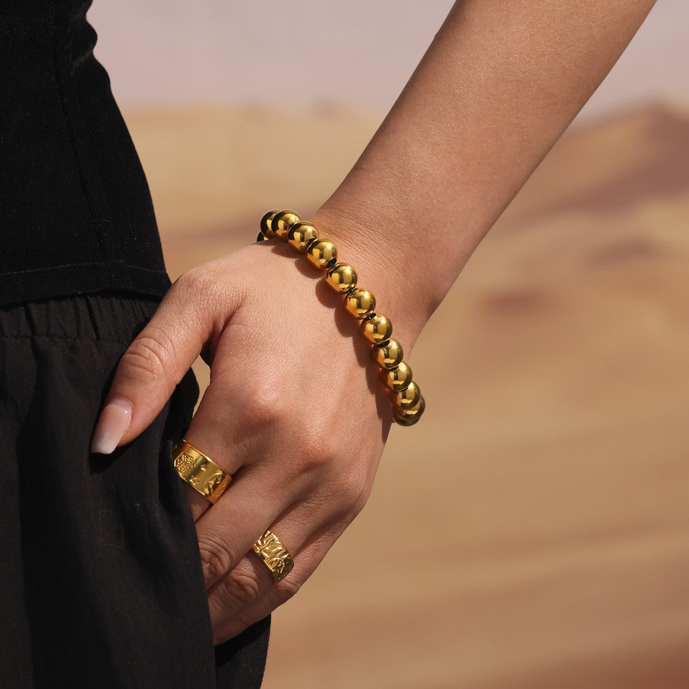 Velouré Sol Layer Bracelet