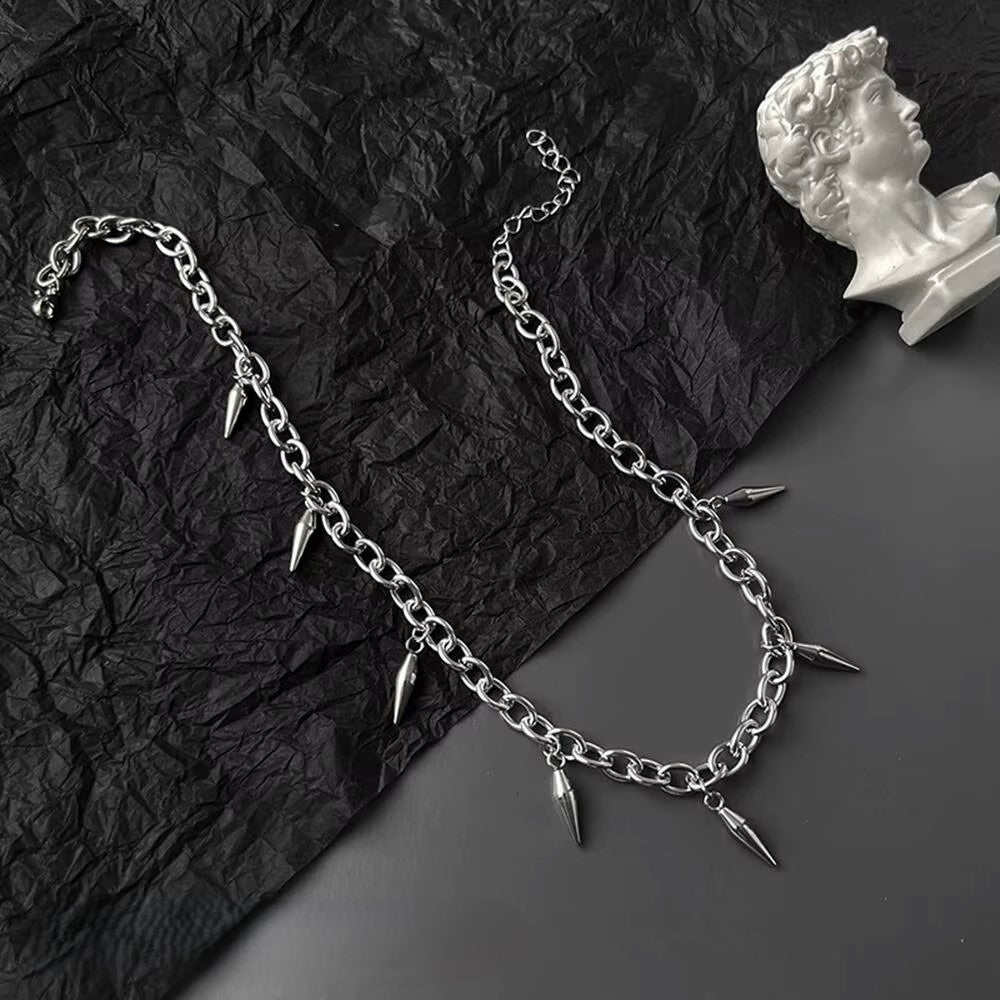 Velouré Silent Fang Chain
