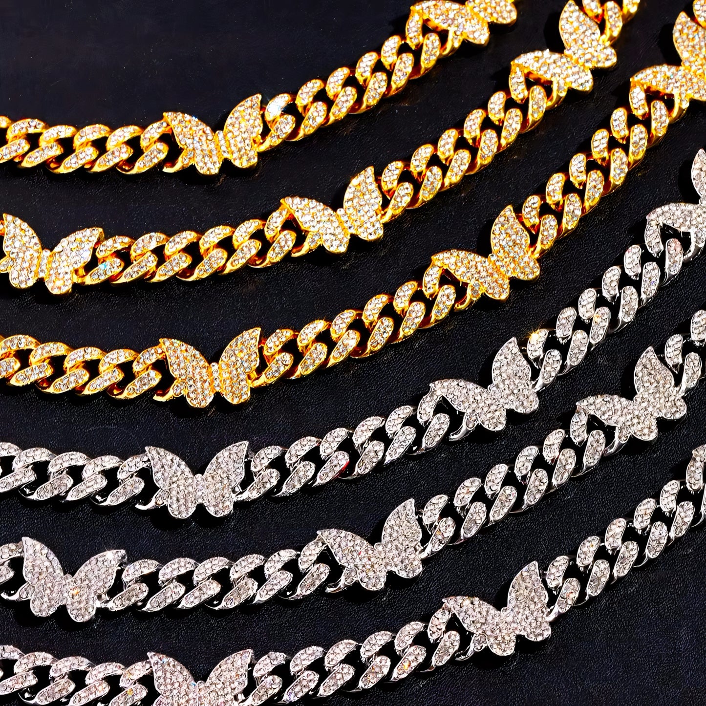 Velouré Butterfly Effect Choker