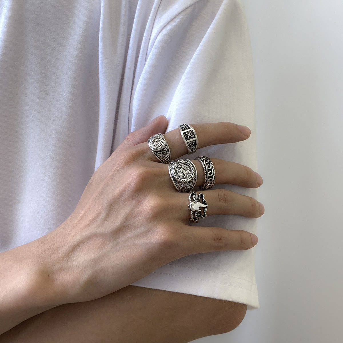 Velouré Sovereign Ring Set