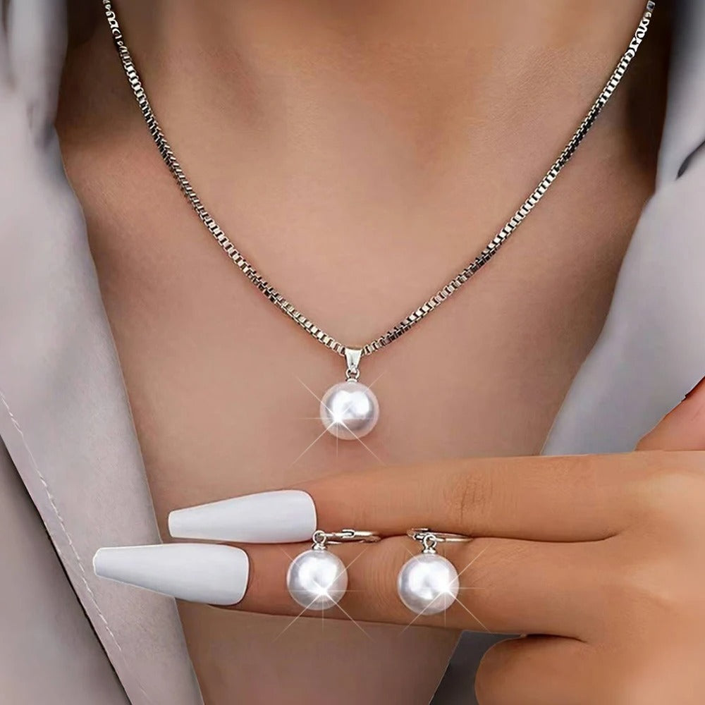 Velouré Heirloom Pearl Set
