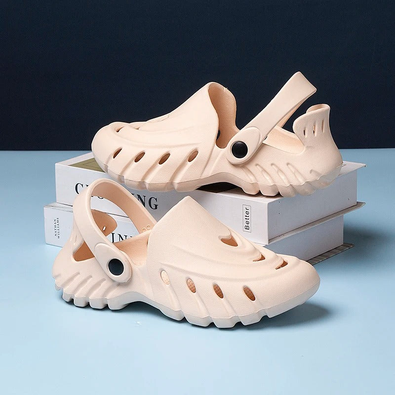 Urban Ridge Street Clogs