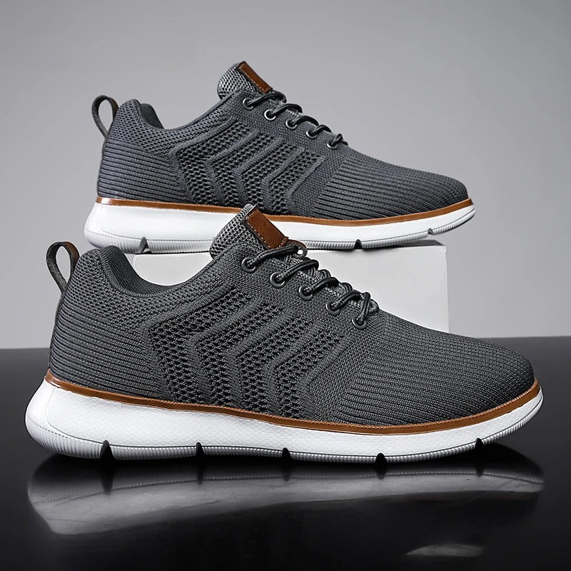 Landstrider Flyknit Sneakers