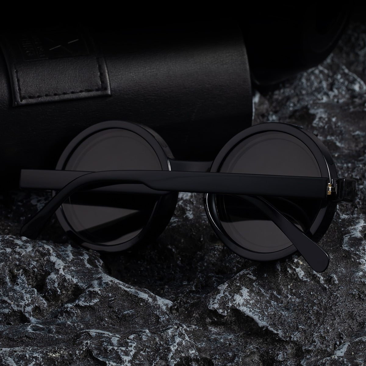 Velouré Studio Shades