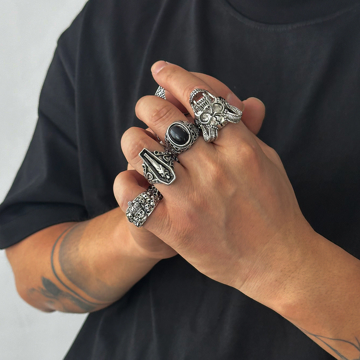 Velouré Saints Relic Rings