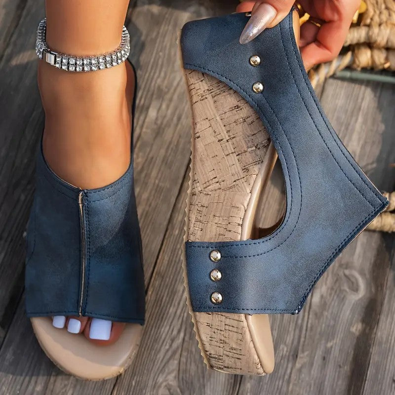 Velvéra Corkstep Wedge