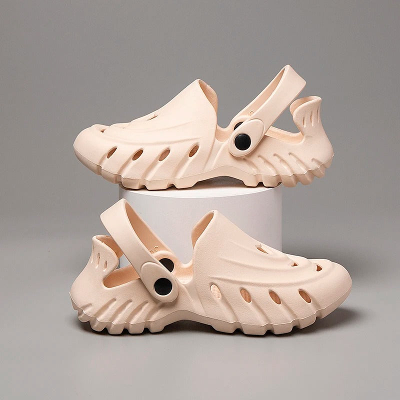 Urban Ridge Street Clogs