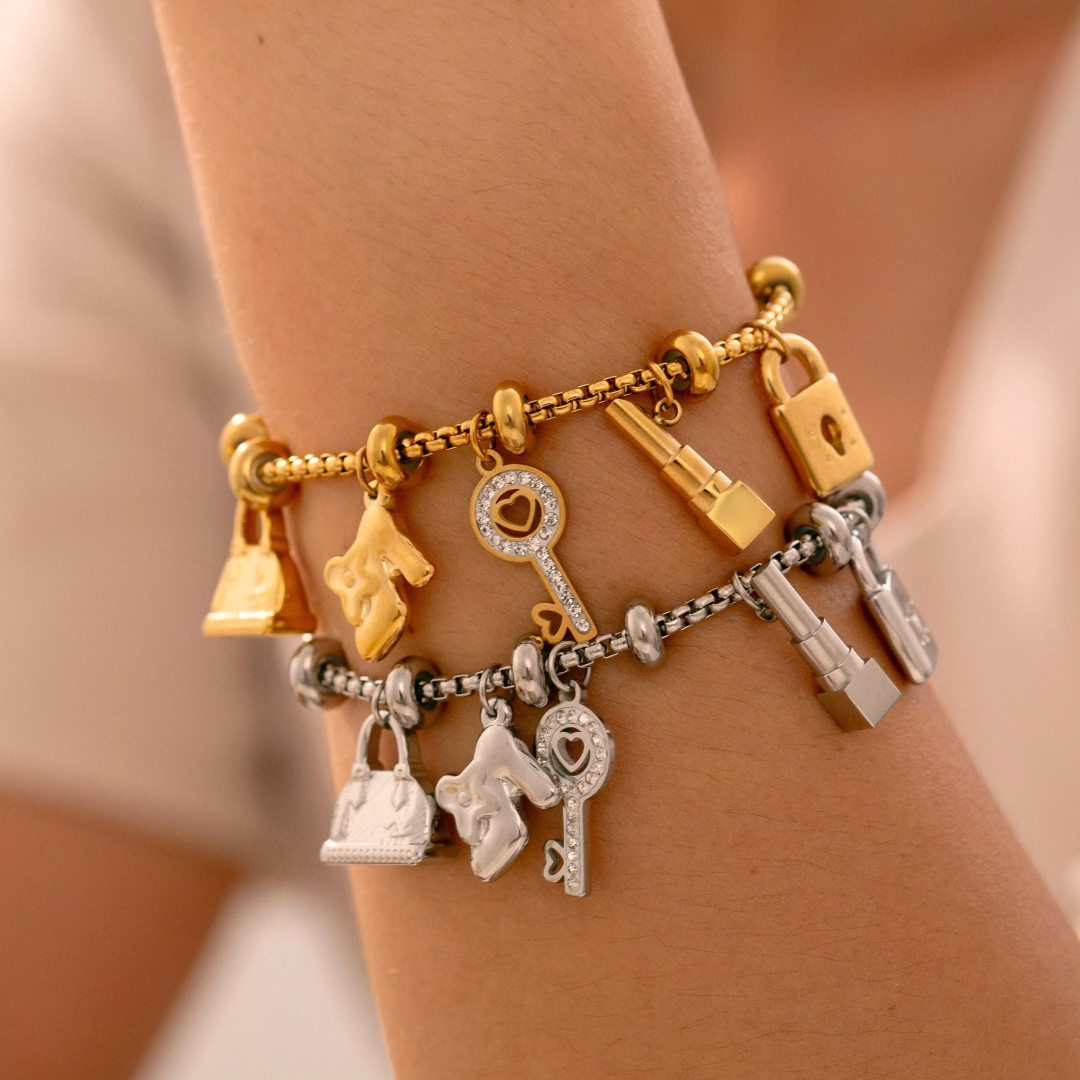 Velouré Pandora Charm Bracelet