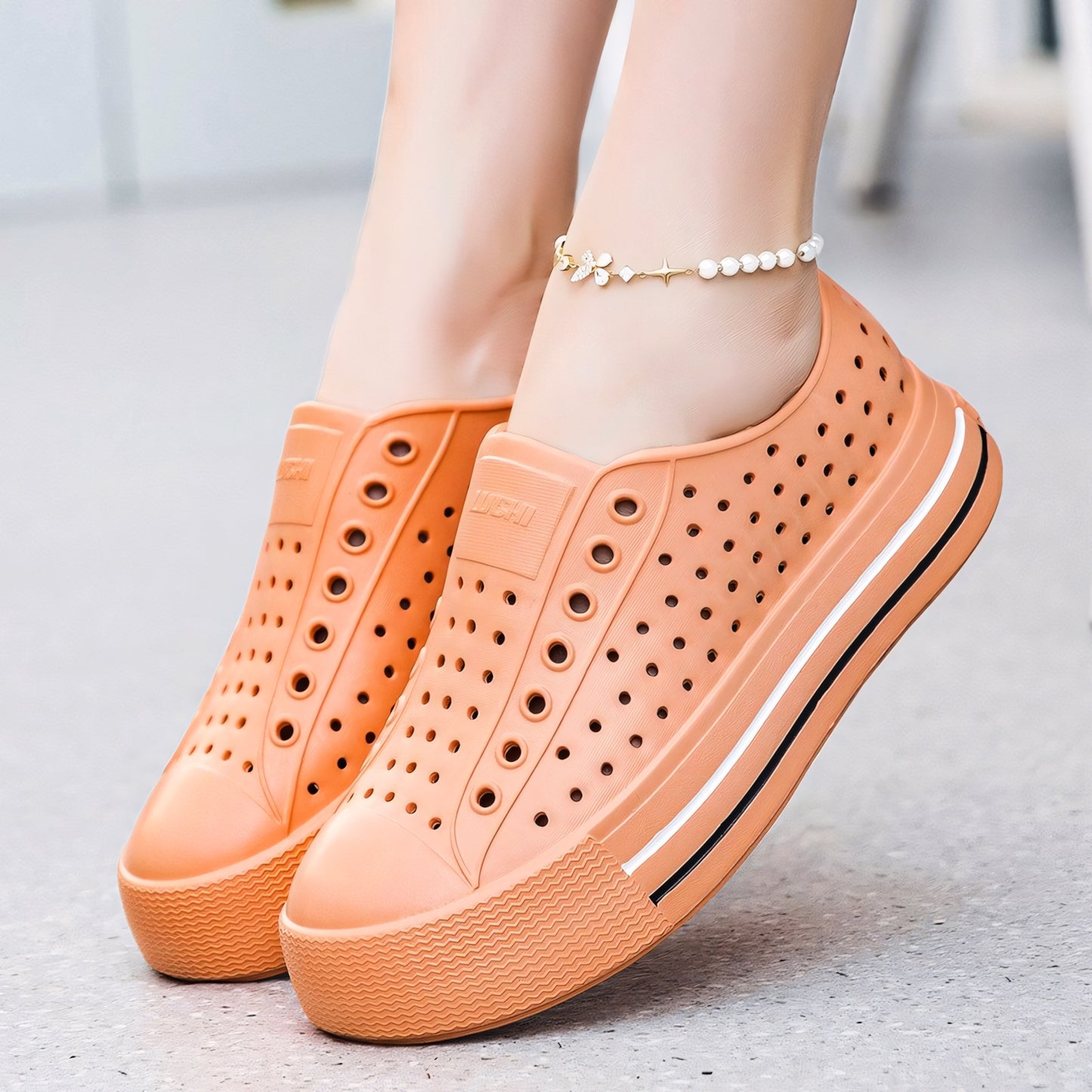 Velvéra Cloudwalk Sneakers