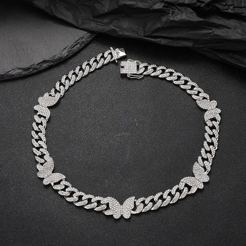 Velouré Butterfly Effect Choker