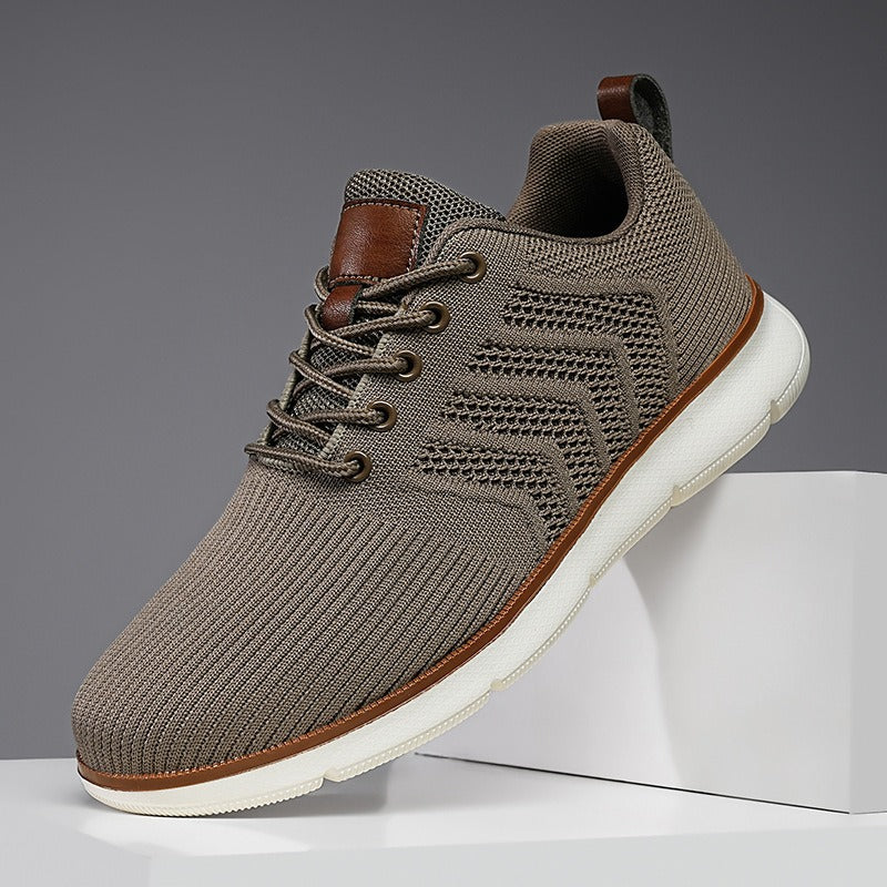 Landstrider Flyknit Sneakers
