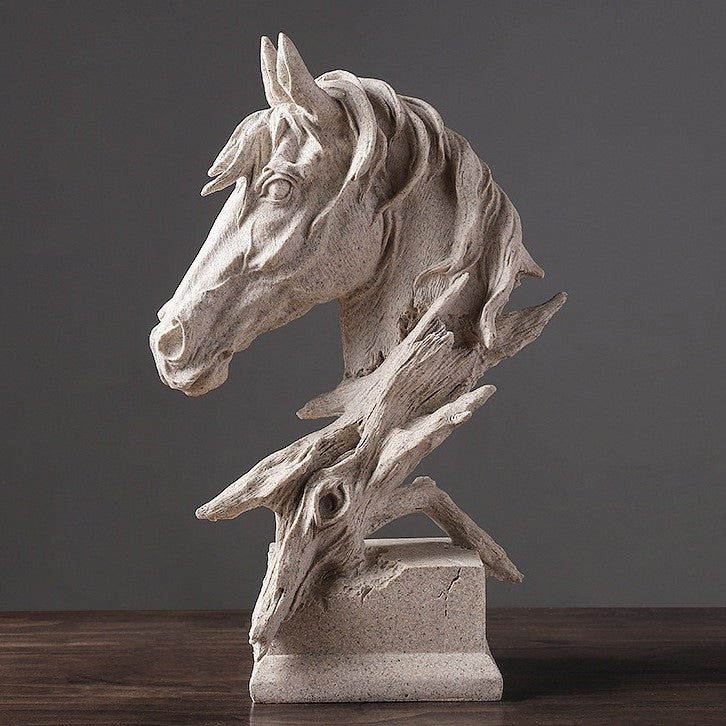 Élan Grand Horse Sculpture Décor