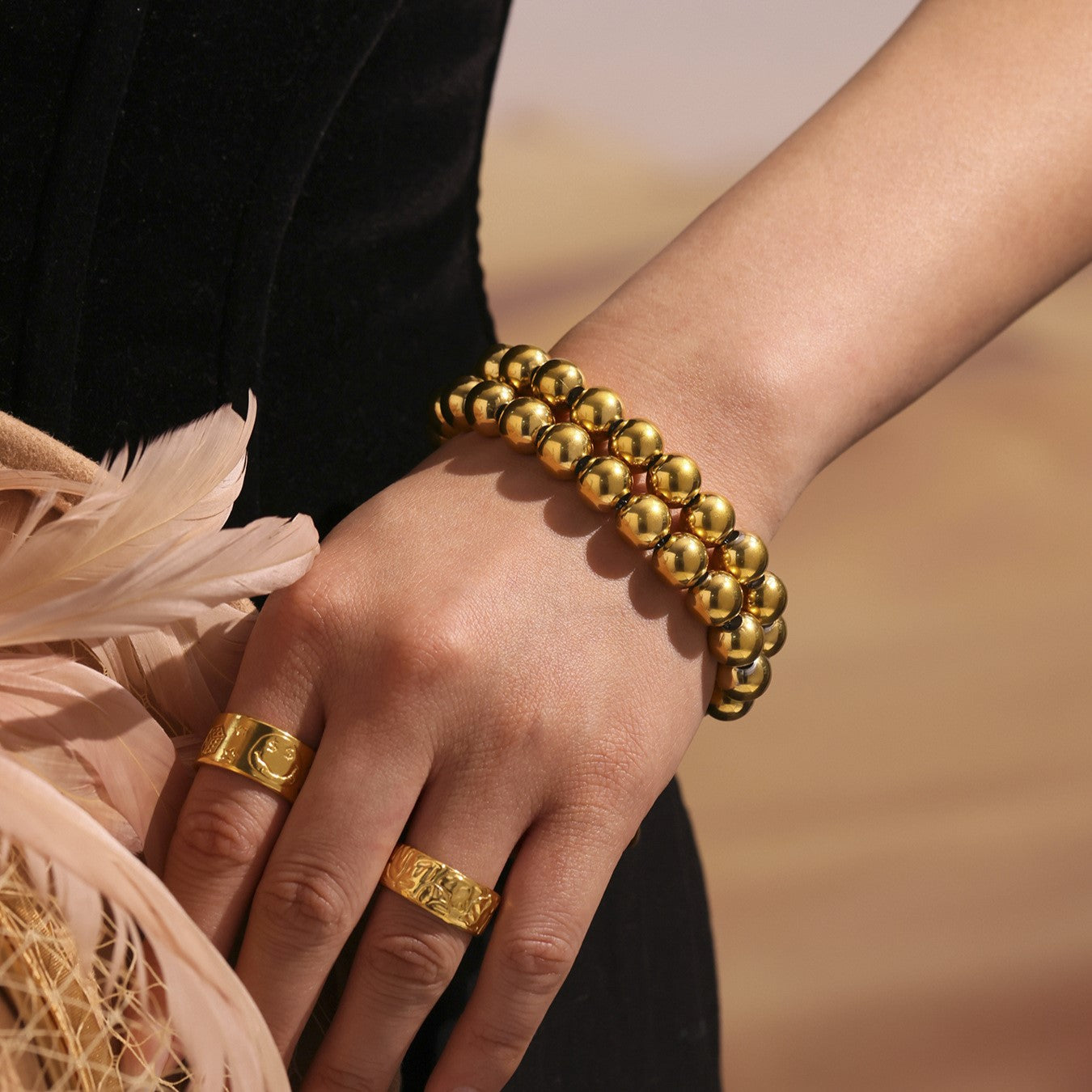 Velouré Sol Layer Bracelet