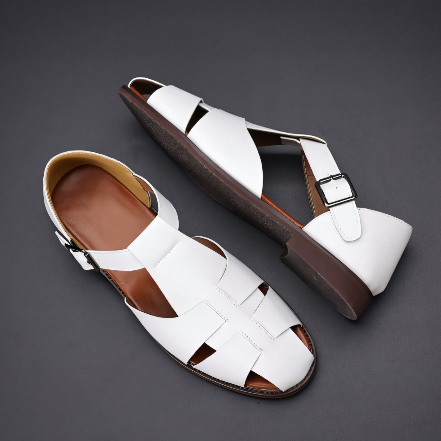 Landstrider Roman Sandals