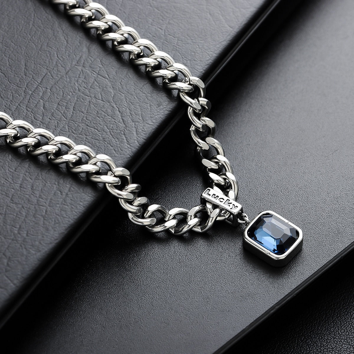 Velouré Sapphire Chain Set