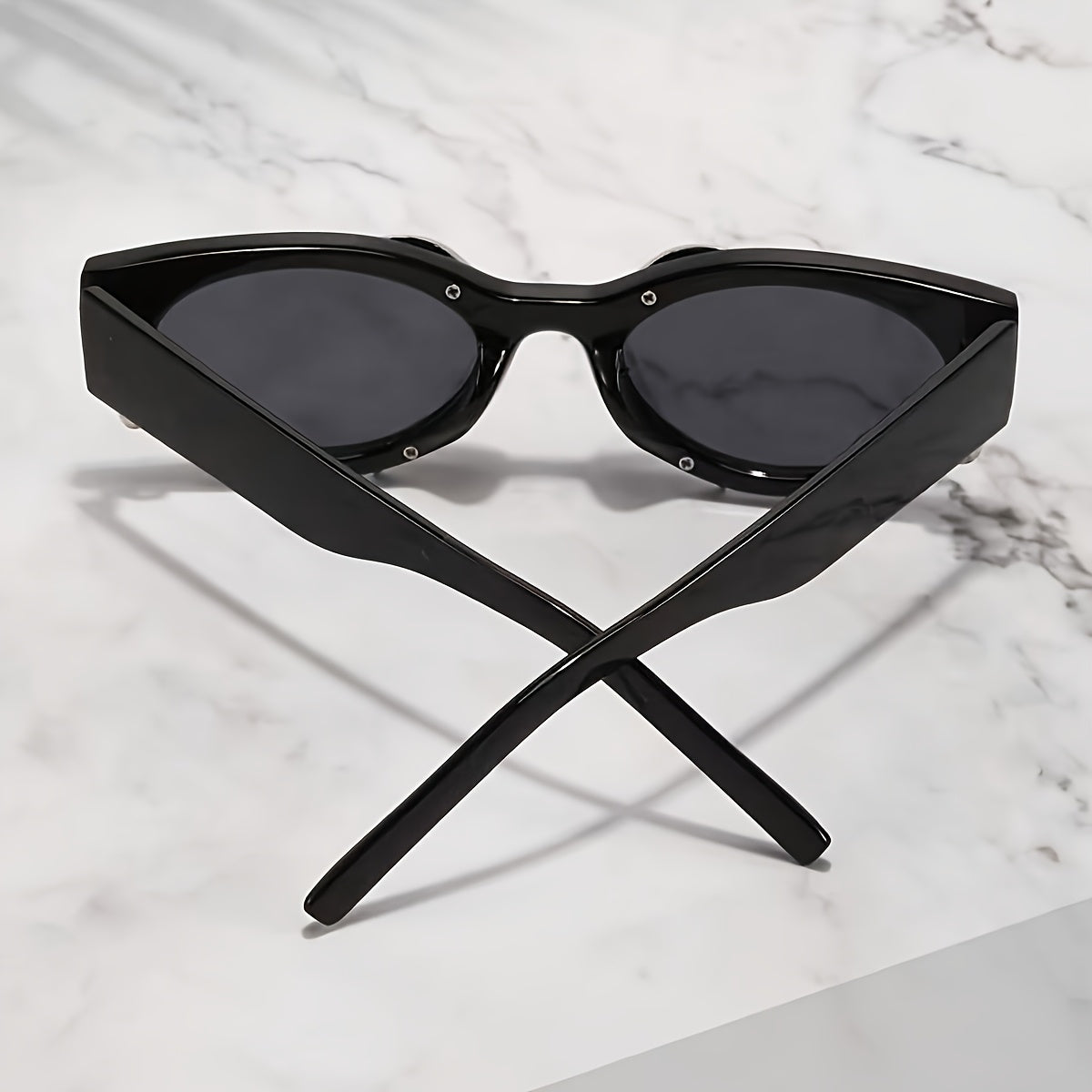 Velouré Infected Y2K Shades