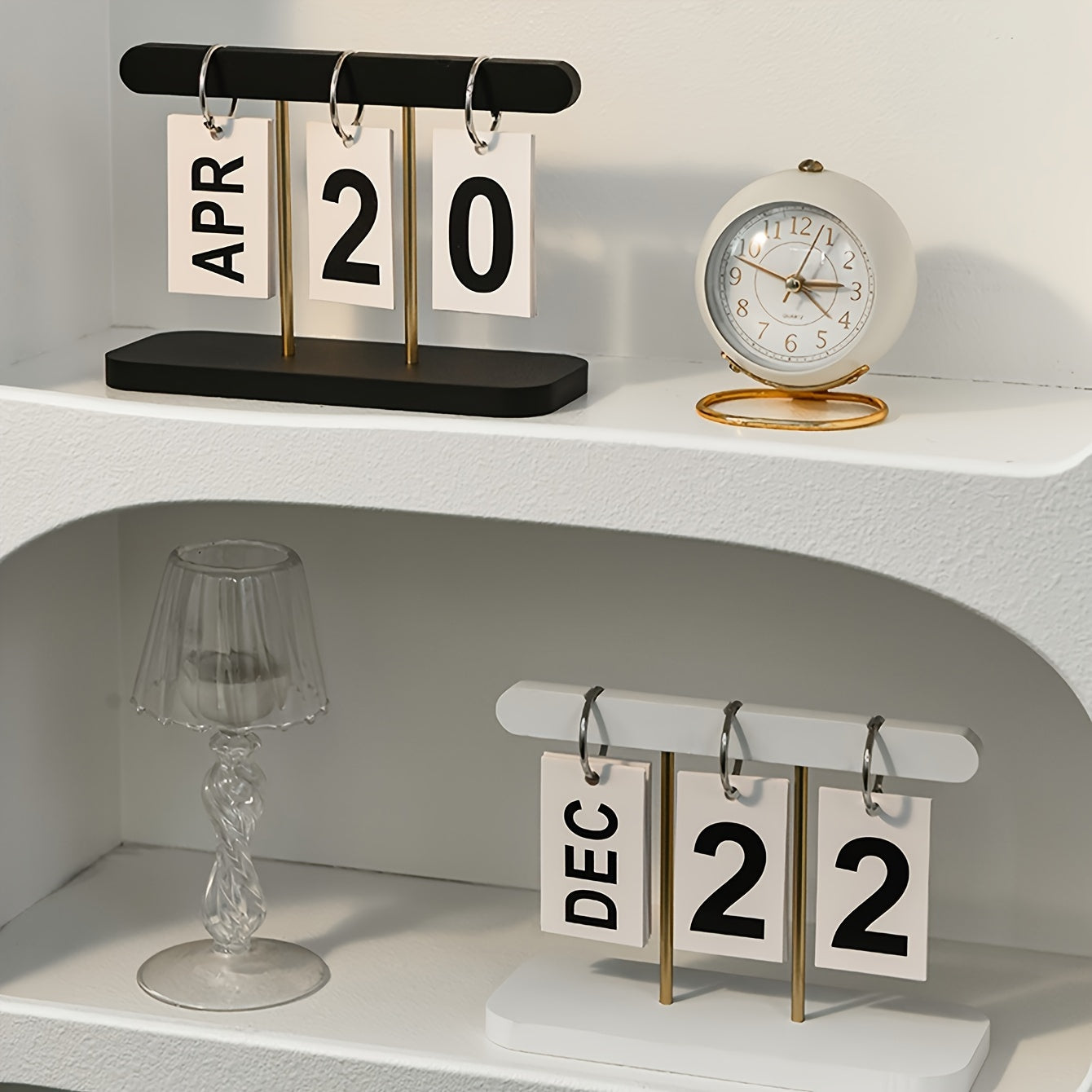 Élan Home Studio Calendar