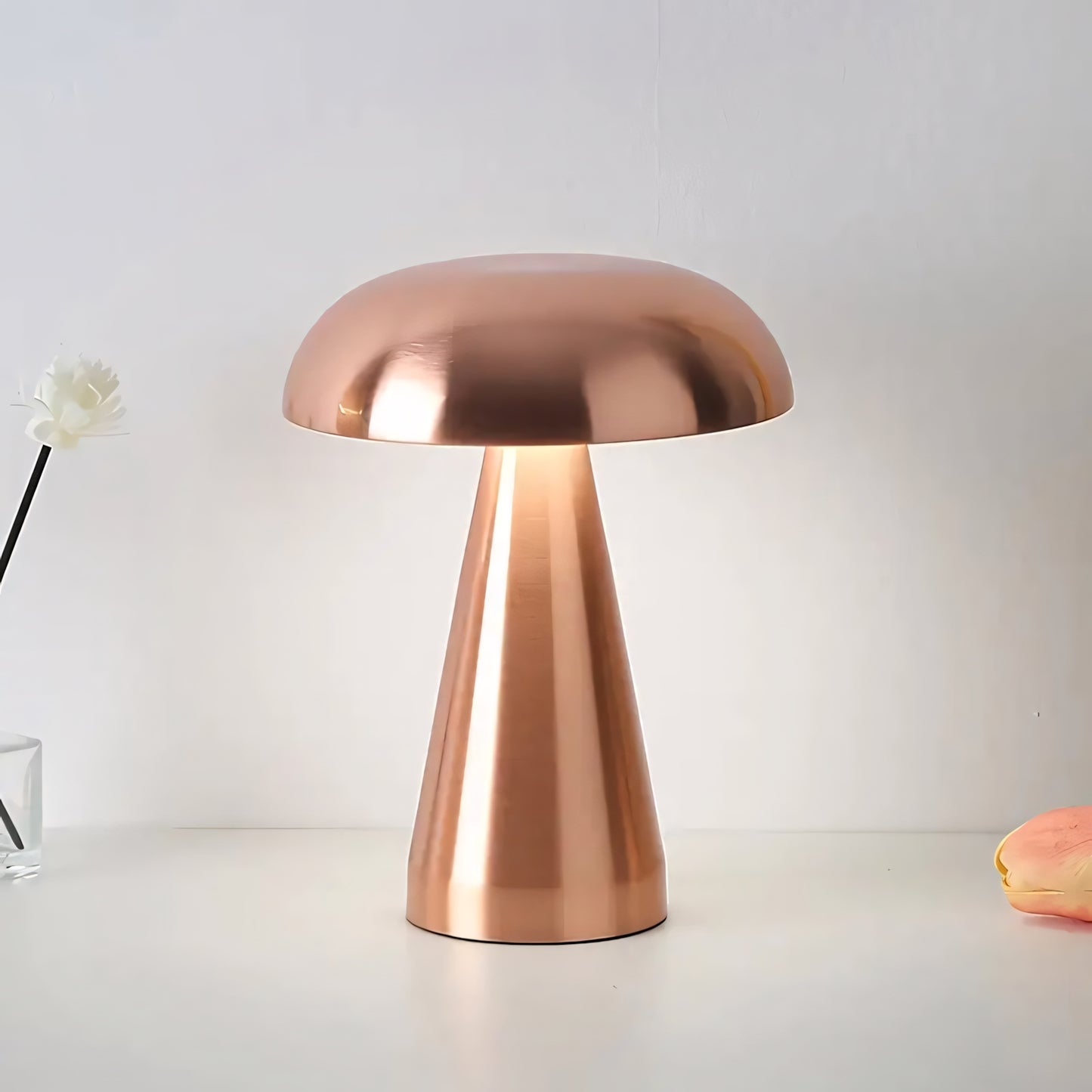 Élan Studio Dome Light