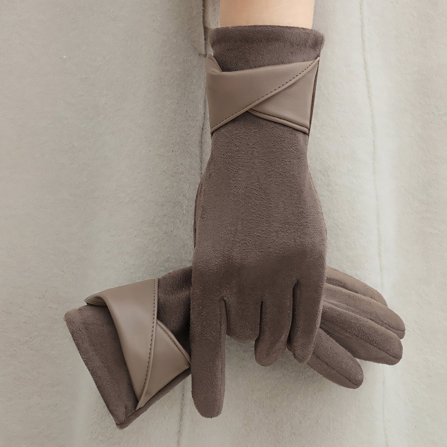 Monroe Jockey Luxury Suede Gloves