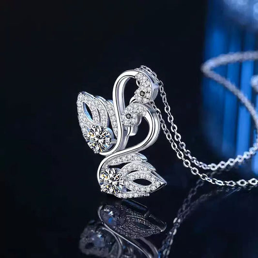 Velouré Swan's Love Necklace