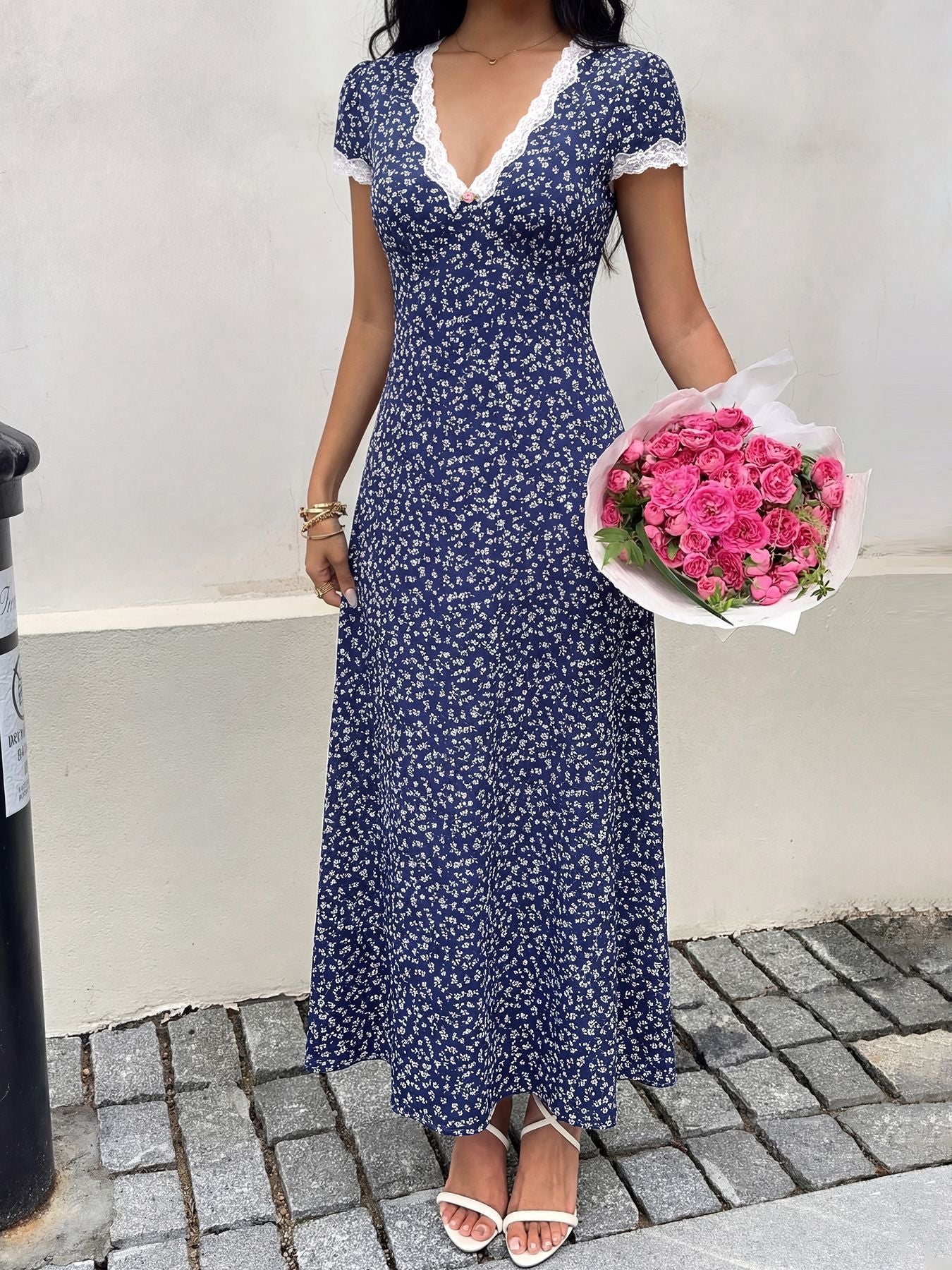 Léa French Vacation Floral Sundress