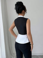 Léa French Sleeveless Button-Up Blouse