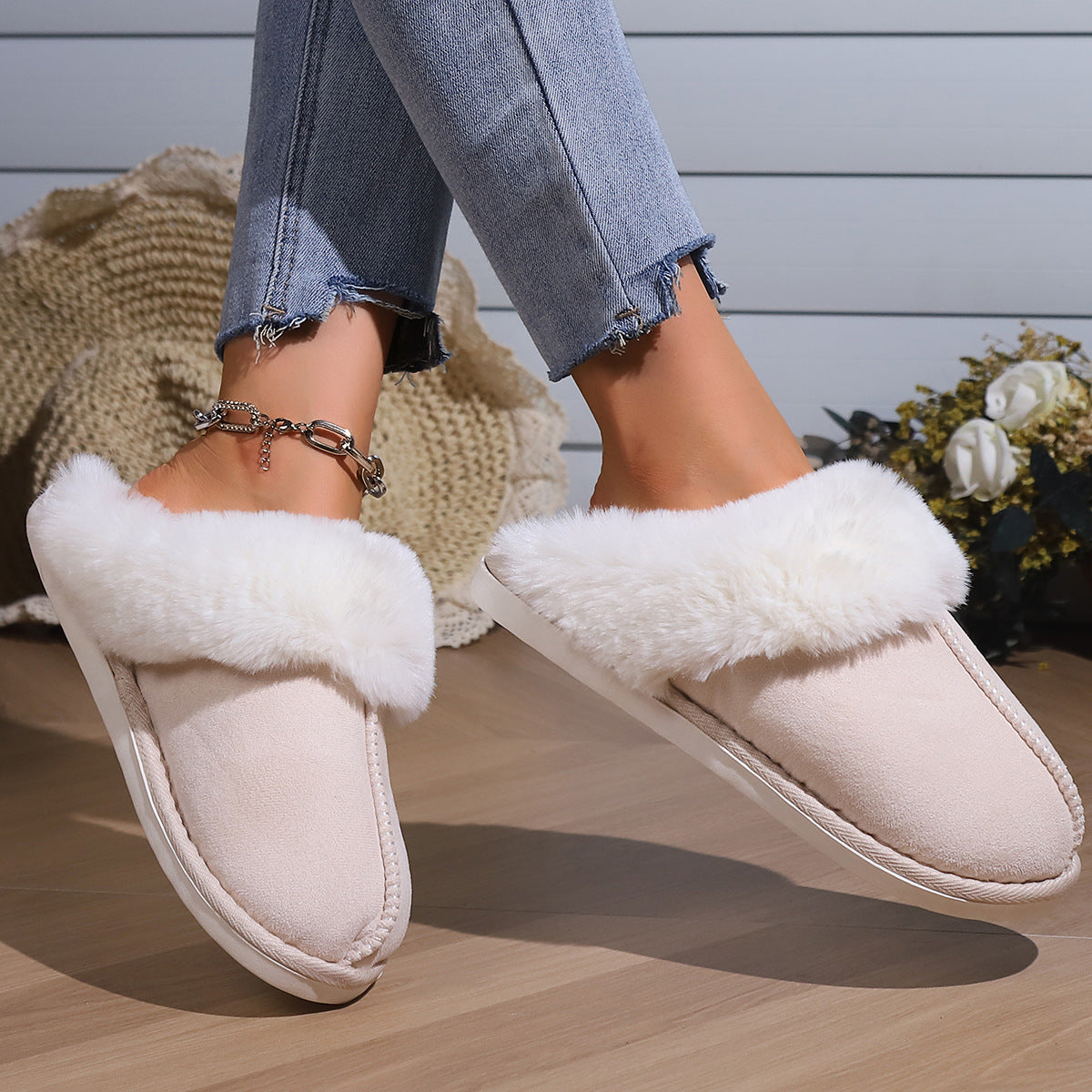 Mukava™  Eskimo Fluffy Slips