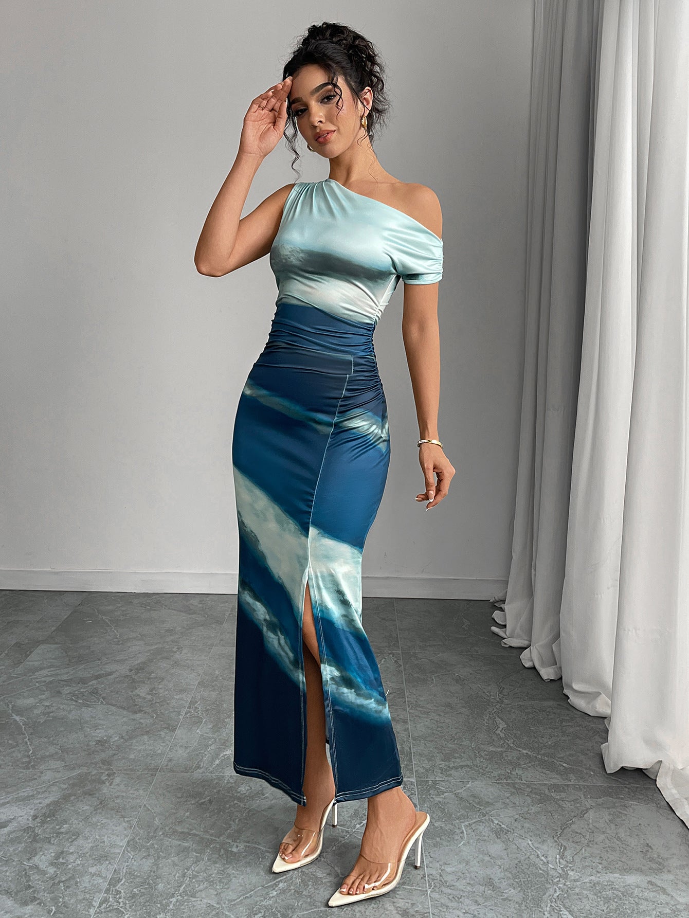 Léa Elegant Blue Silky Slit Party Dress