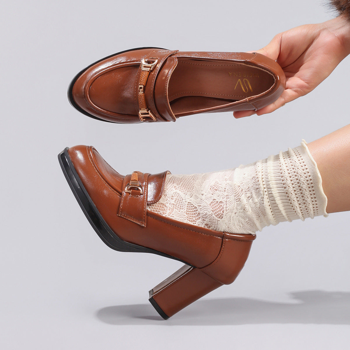 Élise Vintage Mary Jane Kitten Heels
