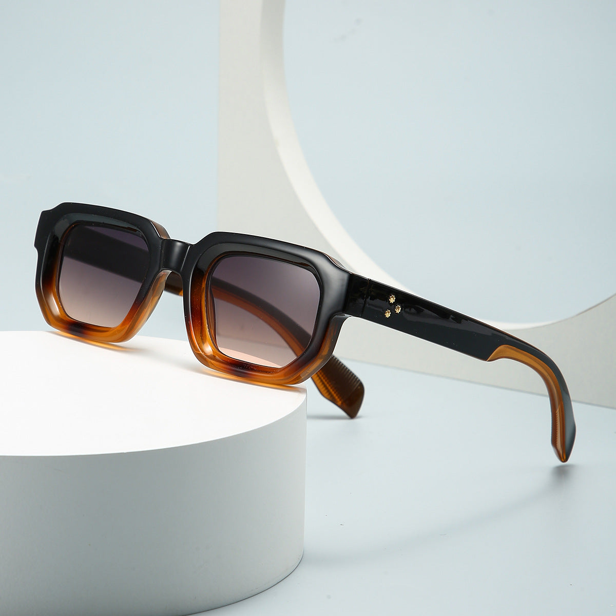 Velouré Retrobloc Flat Shades