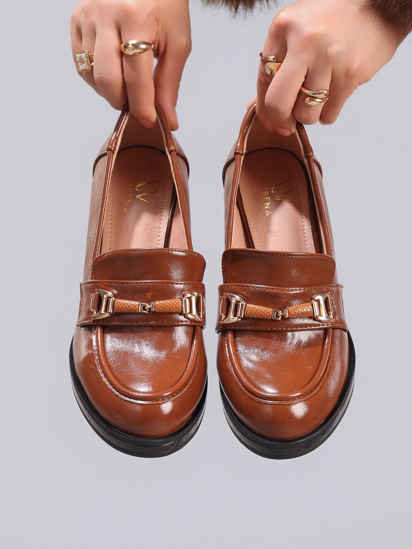 Élise Vintage Mary Jane Kitten Heels