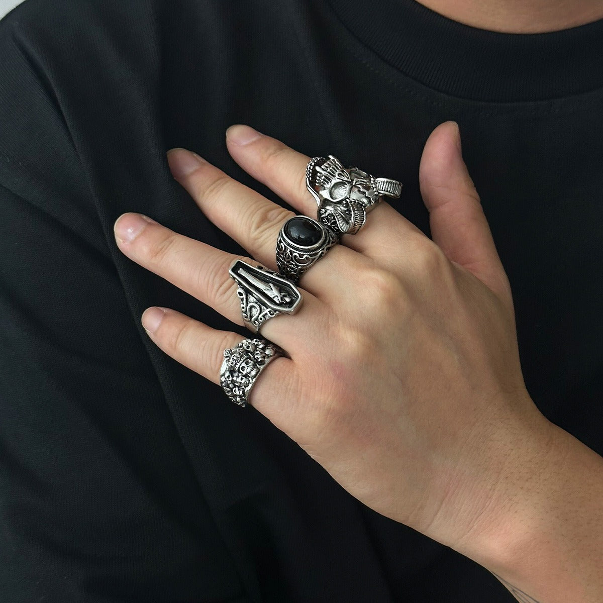 Velouré Saints Relic Rings