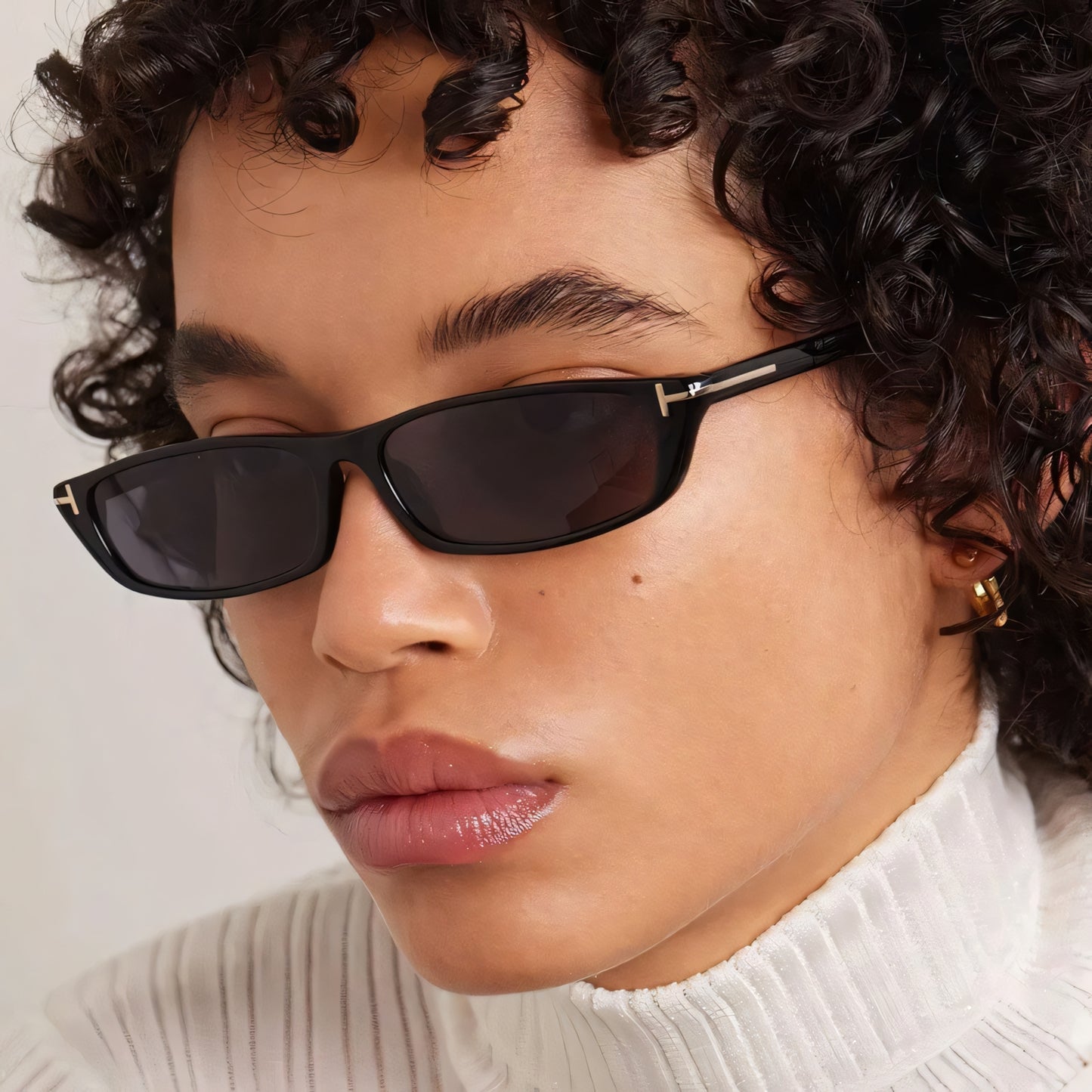 Velouré Slim Noir Shades